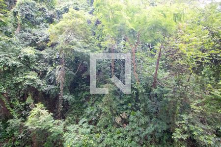 Apartamento à venda com 210m², 4 quartos e 1 vaga Apartamento à venda com 210m², 4 quartos e 1 vagaVista da Área de serviço