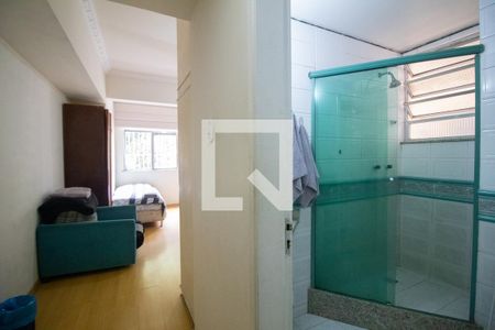 Apartamento à venda com 210m², 4 quartos e 1 vaga Apartamento à venda com 210m², 4 quartos e 1 vagaSuíte