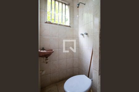 Apartamento à venda com 210m², 4 quartos e 1 vaga Apartamento à venda com 210m², 4 quartos e 1 vagaÁrea de serviço - Banheiro