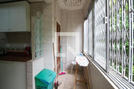 Apartamento à venda com 210m², 4 quartos e 1 vaga Apartamento à venda com 210m², 4 quartos e 1 vagaÁrea de serviço