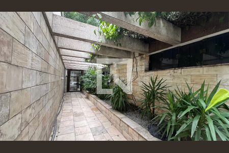 Apartamento para alugar com 128m², 2 quartos e 2 vagas Apartamento para alugar com 128m², 2 quartos e 2 vagasÁrea comum