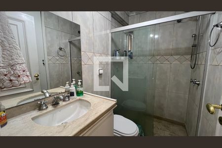 Apartamento para alugar com 128m², 2 quartos e 2 vagas Apartamento para alugar com 128m², 2 quartos e 2 vagasBanheiro