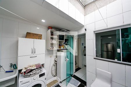 Casa de condomínio à venda com 130m², 3 quartos e 2 vagasÁrea de Serviço