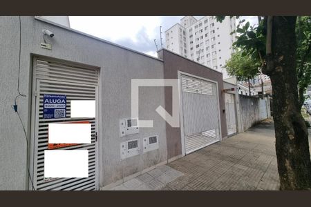 Casa de condomínio à venda com 130m², 3 quartos e 2 vagasFachada