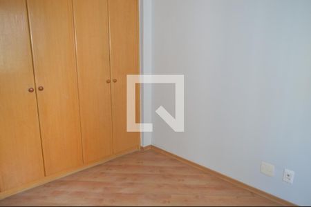 Apartamento à venda com 110m², 3 quartos e 2 vagasQuarto