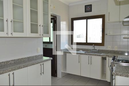 Apartamento à venda com 110m², 3 quartos e 2 vagasCozinha
