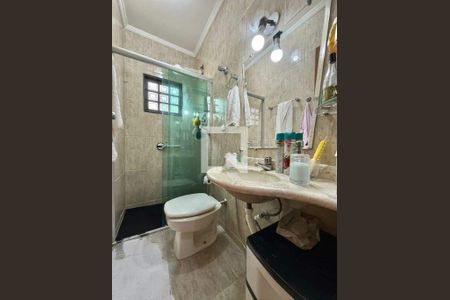 Casa à venda com 131m², 3 quartos e 5 vagas