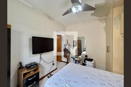 Casa à venda com 131m², 3 quartos e 5 vagas