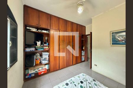 Casa à venda com 131m², 3 quartos e 5 vagas