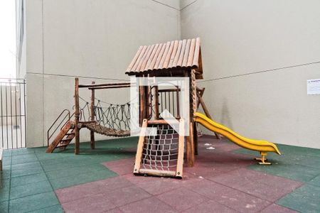 Apartamento para alugar com 60m², 2 quartos e sem vagaÁrea comum - Playground