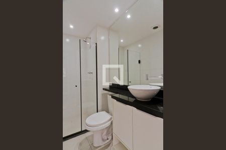 Apartamento para alugar com 60m², 2 quartos e sem vagaBanheiro