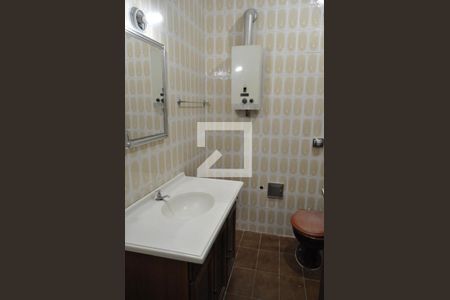 Casa para alugar com 98m², 2 quartos e sem vagaBanheiro