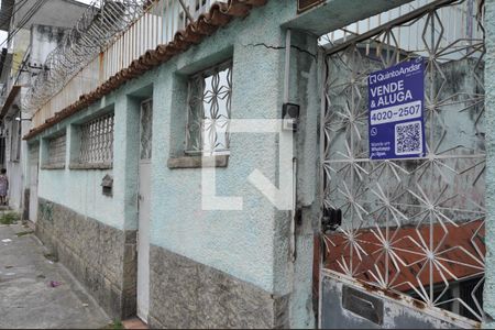 Casa para alugar com 98m², 2 quartos e sem vagaFachada