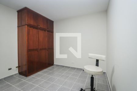 Casa à venda com 440m², 3 quartos e 8 vagasQuarto de Serviço 2