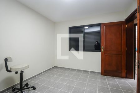Casa à venda com 440m², 3 quartos e 8 vagasQuarto de Serviço 2