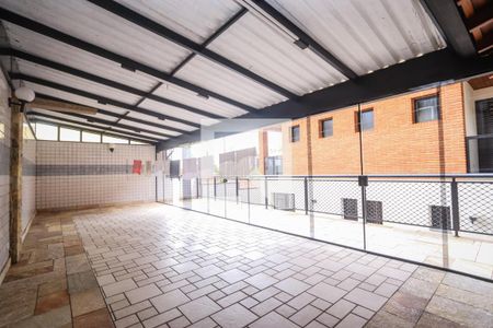 Casa à venda com 440m², 3 quartos e 8 vagasÁrea comum - Salão de festas