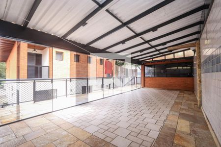 Casa à venda com 440m², 3 quartos e 8 vagasÁrea comum - Salão de festas