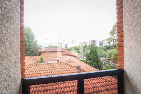 Casa à venda com 440m², 3 quartos e 8 vagasVaranda da Suite 4