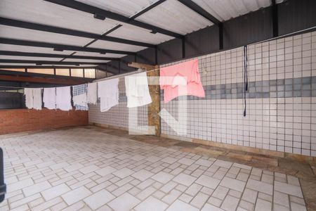 Casa à venda com 440m², 3 quartos e 8 vagasÁrea comum - Salão de festas