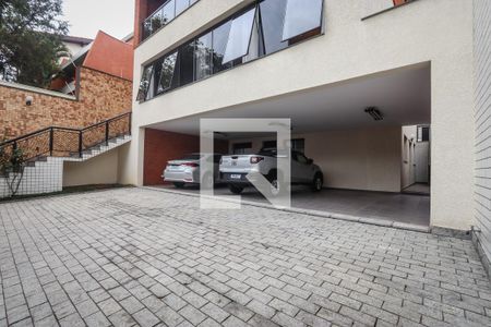 Casa à venda com 440m², 3 quartos e 8 vagasGaragem