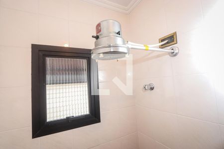 Casa à venda com 440m², 3 quartos e 8 vagasBanheiro da Saúna