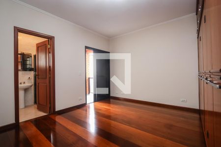 Casa à venda com 440m², 3 quartos e 8 vagasSuite 3