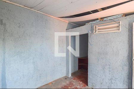 Casa à venda com 84m², 1 quarto e 2 vagasEdícula