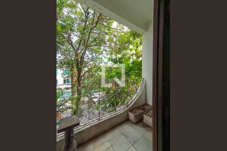 Vista/Quarto 1 de apartamento à venda com 2 quartos, 93m² em Santo Antônio, Porto Alegre