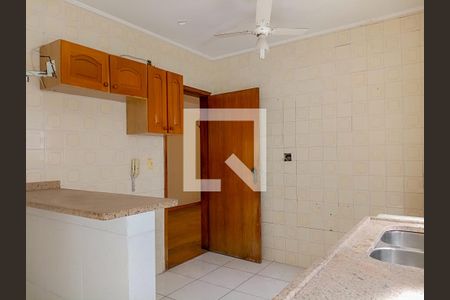 Apartamento à venda com 93m², 2 quartos e sem vagaCozinha