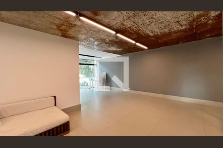 Apartamento à venda com 300m², 4 quartos e 4 vagas Apartamento à venda com 300m², 4 quartos e 4 vagasÁrea comum - Salão de festas