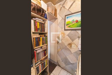 Apartamento à venda com 75m², 2 quartos e sem vagaBanheiro/Closet da Suíte