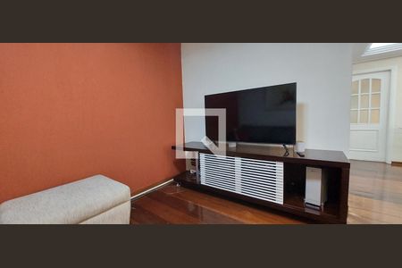 Apartamento à venda com 272m², 4 quartos e 4 vagasSala de TV
