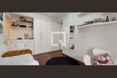 Apartamento à venda com 272m², 4 quartos e 4 vagasQuarto 4 suíte