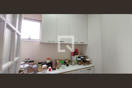 Apartamento à venda com 272m², 4 quartos e 4 vagasDespensa