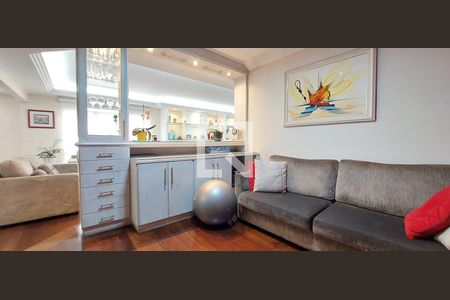 Apartamento à venda com 272m², 4 quartos e 4 vagasSala de TV