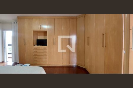 Apartamento à venda com 272m², 4 quartos e 4 vagasQuarto 1 suíte