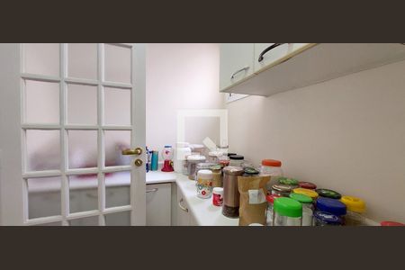 Apartamento à venda com 272m², 4 quartos e 4 vagasDespensa