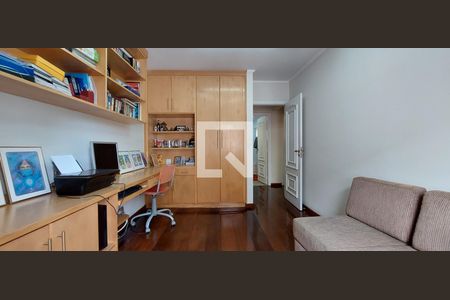 Apartamento à venda com 272m², 4 quartos e 4 vagasQuarto 3