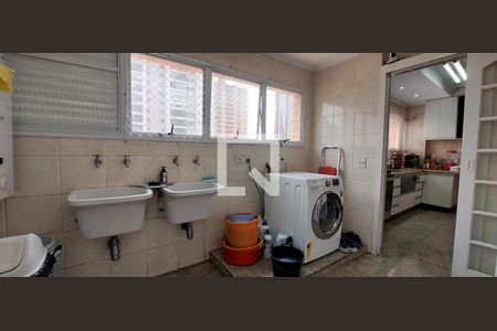 Apartamento à venda com 272m², 4 quartos e 4 vagasÁrea de Serviço