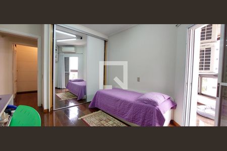 Apartamento à venda com 272m², 4 quartos e 4 vagasQuarto 2