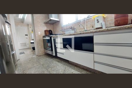 Apartamento à venda com 272m², 4 quartos e 4 vagasCozinha