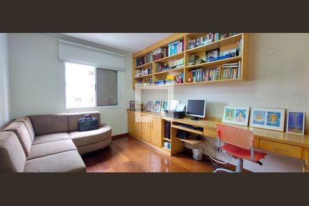 Apartamento à venda com 272m², 4 quartos e 4 vagasQuarto 3