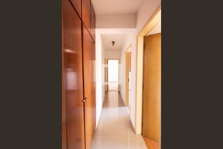 Apartamento à venda com 83m², 3 quartos e 2 vagas Apartamento à venda com 83m², 3 quartos e 2 vagasCorredor