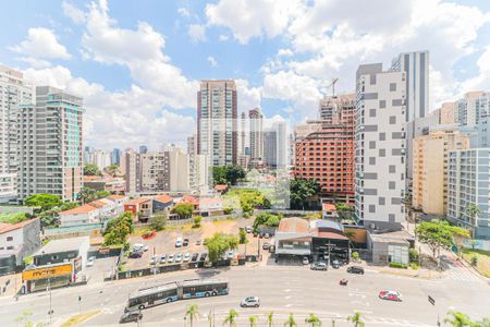 Varanda de kitnet/studio à venda com 1 quarto, 25m² em Jardim das Acacias, São Paulo