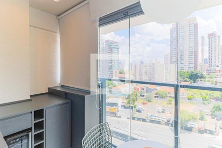 Varanda de kitnet/studio à venda com 1 quarto, 25m² em Jardim das Acacias, São Paulo