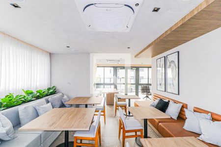 Studio à venda com 25m², 1 quarto e sem vagaÁrea comum - Salão de festas