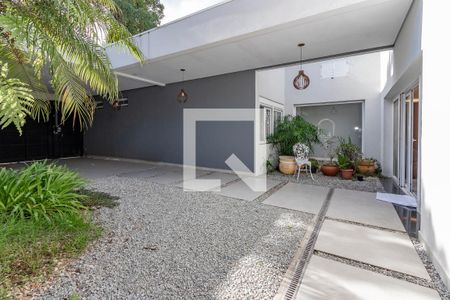 Casa à venda com 416m², 4 quartos e 4 vagasGaragem