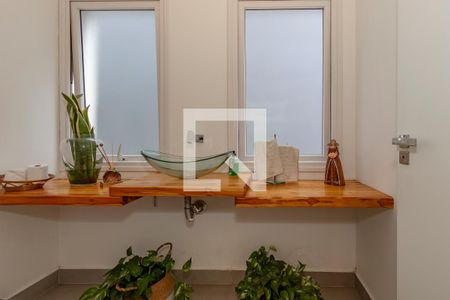 Casa à venda com 416m², 4 quartos e 4 vagasLavabo Sala