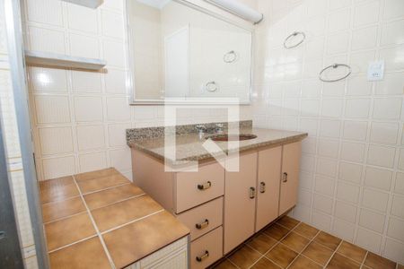 Casa à venda com 220m², 3 quartos e 5 vagas Casa à venda com 220m², 3 quartos e 5 vagasBanheiro da Suíte