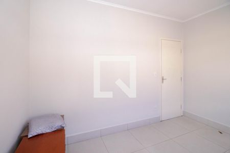 Casa à venda com 220m², 3 quartos e 5 vagas Casa à venda com 220m², 3 quartos e 5 vagasQuarto 2